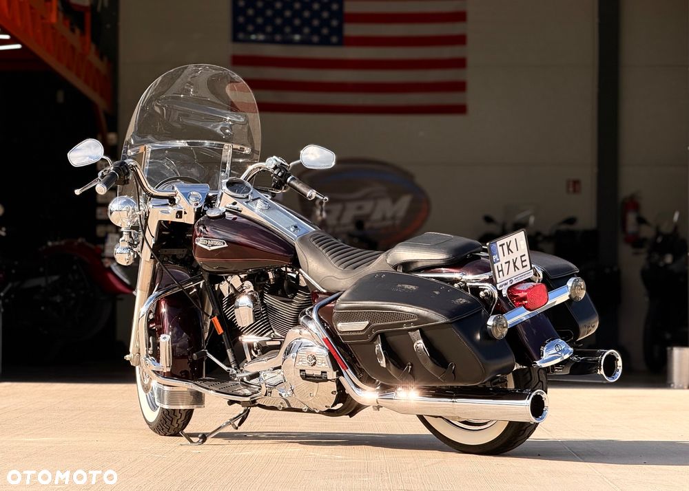 Harley-Davidson Touring Road King - 2