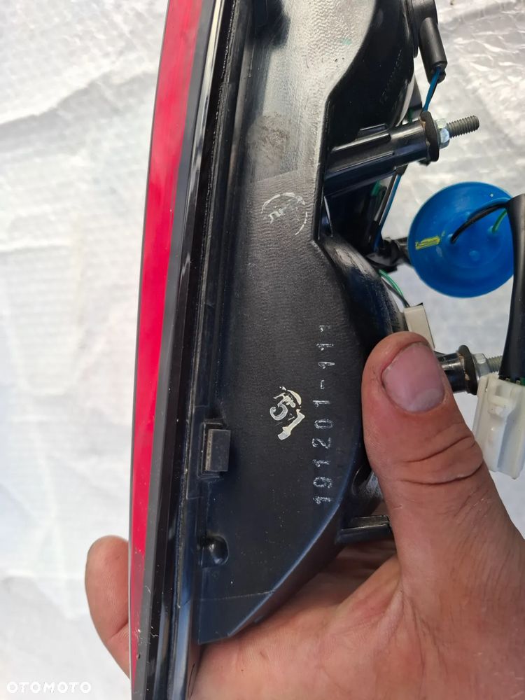 MG ZS EV ELEKTRYK 2021 LAMPA W KLAPE LEWY TYŁ TYLNA 10293791 10293793 - 6