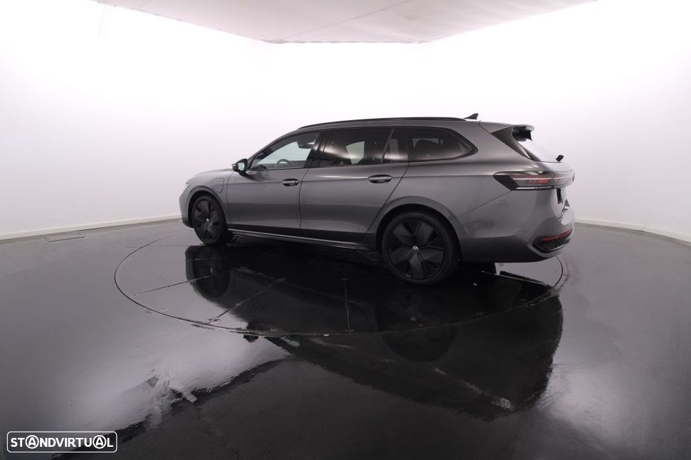 VW Passat Variant 1.5 TSI eHybrid R-Line DSG - 5