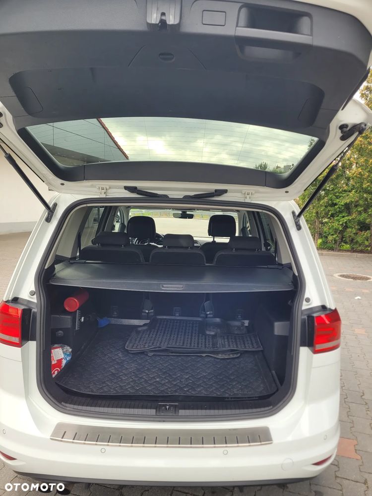 Volkswagen Touran 1.8 TSI BMT Highline DSG - 9
