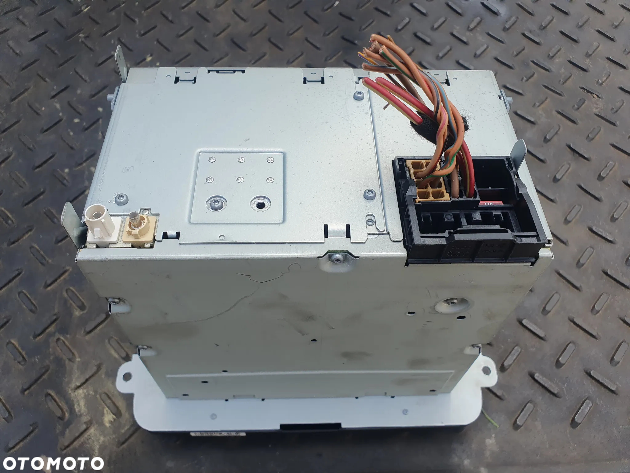 VOLKSWAGEN RADIO FABRYCZNE CD 1K0035186AD RADIOODTWARZACZ CADDY III GOLF V PASSAT B6 TOURAN I - 6