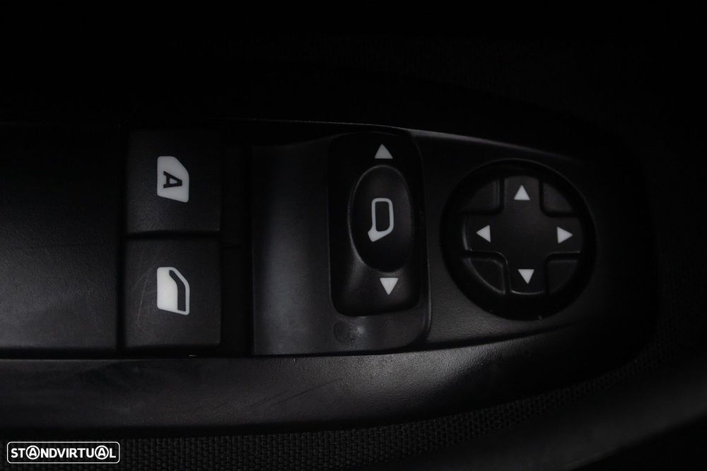 Peugeot 208 1.2 PureTech Style - 20