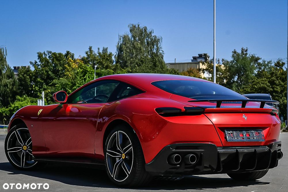 Ferrari Roma - 5