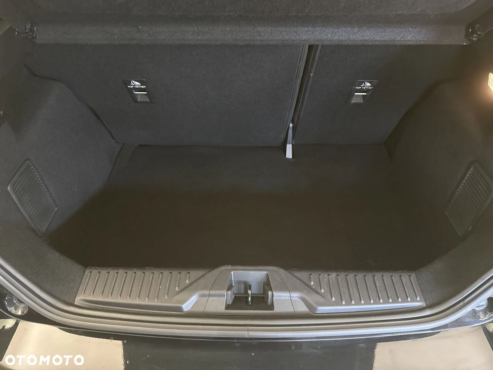 Ford Fiesta 1.1 Connected - 21