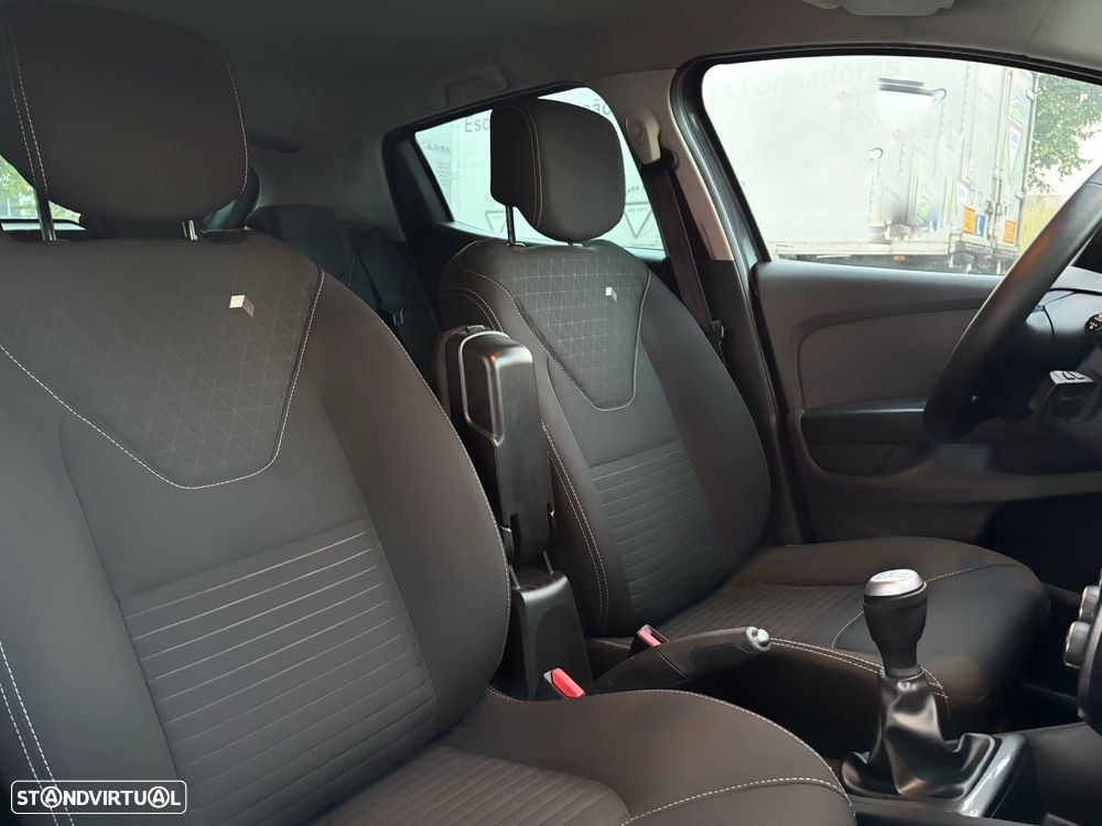 Renault Clio 1.5 dCi Limited EDition - 6
