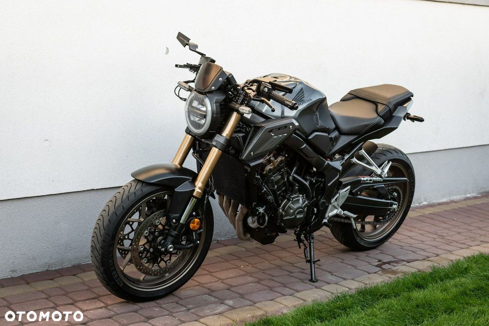 Honda CB - 9