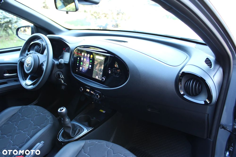 Toyota Aygo X 1.0 VVT-i Executive - 24