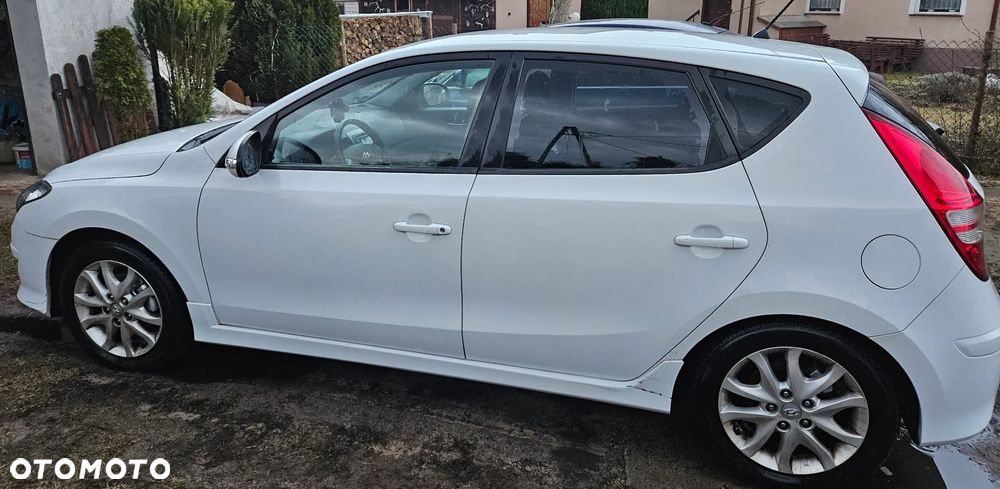 Hyundai i30 1.6 CRDi Base - 17