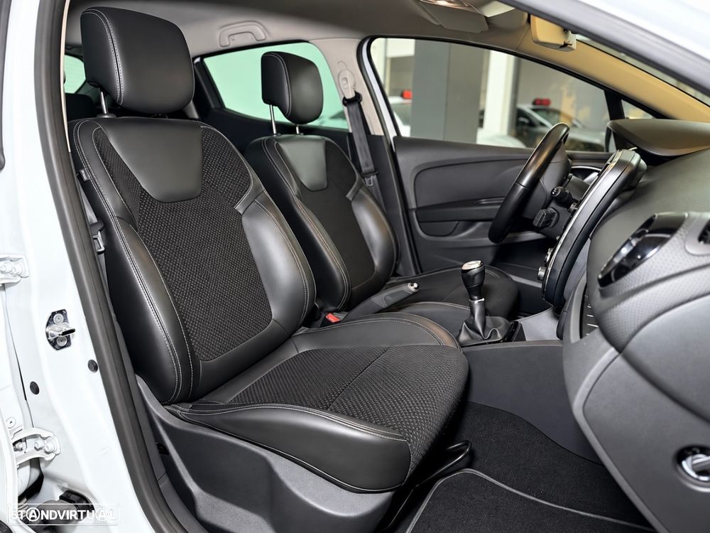 Renault Clio (Energy) dCi 90 Start & Stop INTENS - 13