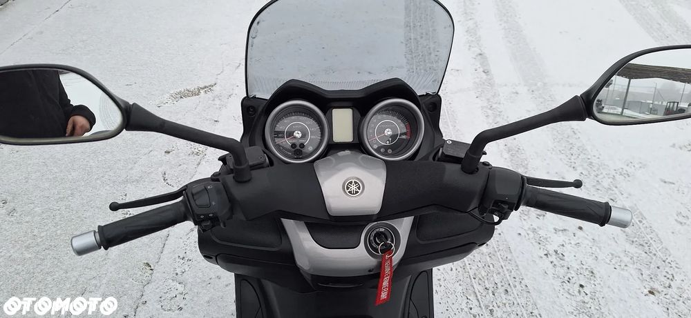 Yamaha X-max - 20