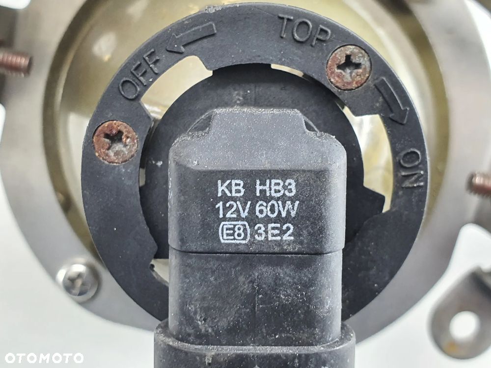 LAMPA PRZOD REFLEKTOR SOCZEWKA  TGB BLADE - 20