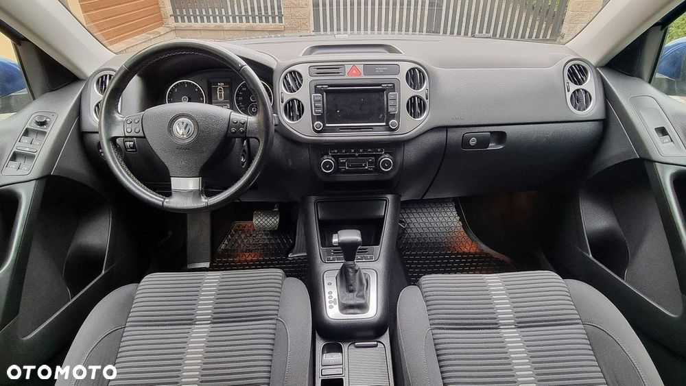 Volkswagen Tiguan - 14