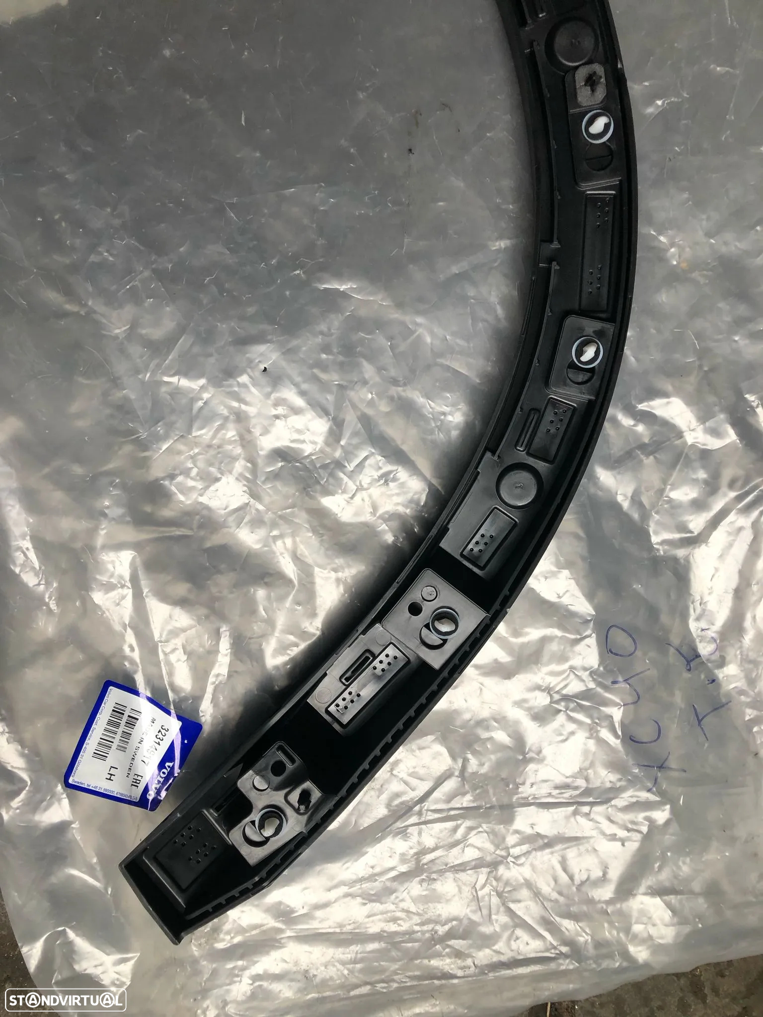 VOLVO XC40 ABA GUARDA LAMAS TRAS ESQUERDO - GL093 - 7