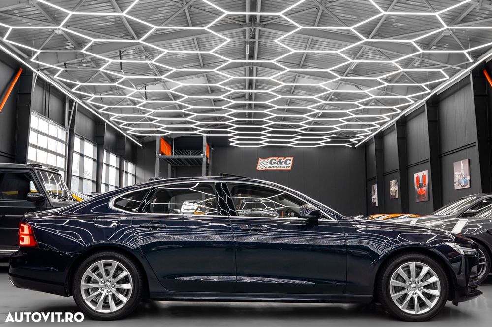 Volvo S90 T8 Twin Engine AWD Geartronic Momentum - 26