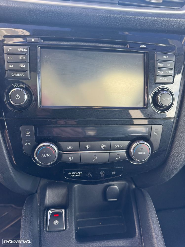 Nissan Qashqai 1.5 dCi Tekna Sport 18 — fotografia 14