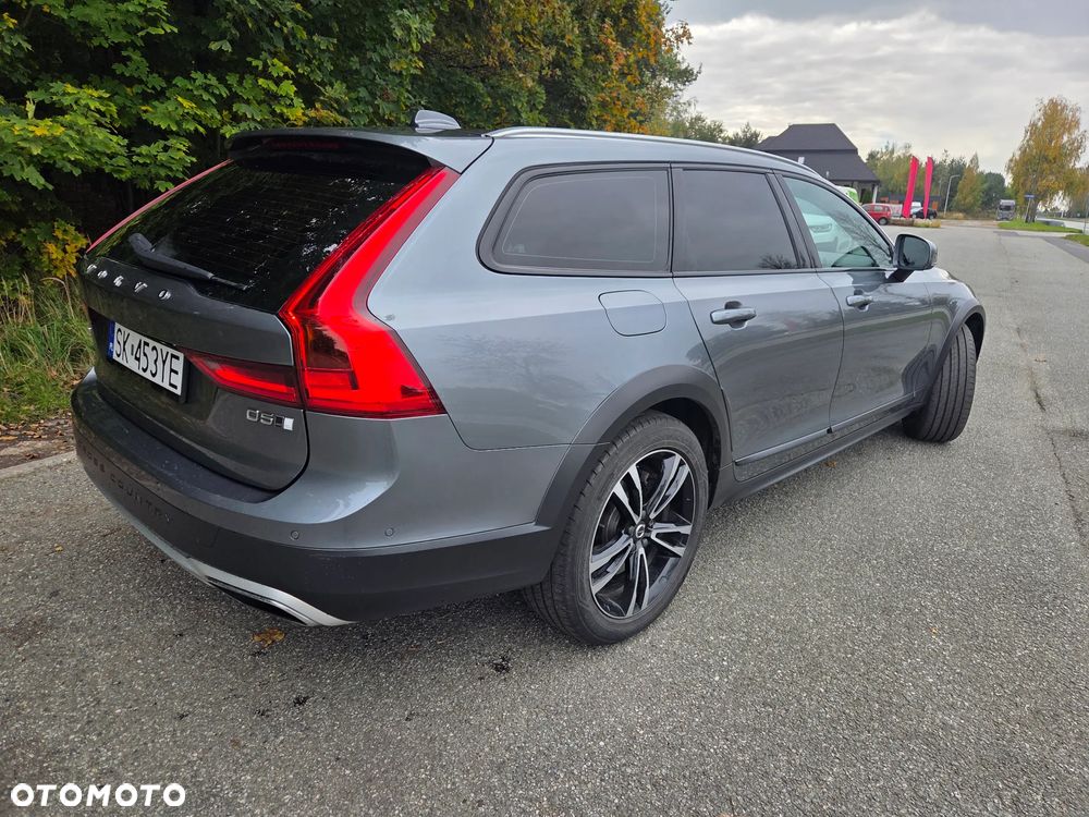 Volvo V90 D5 SCR AWD Inscription - 5