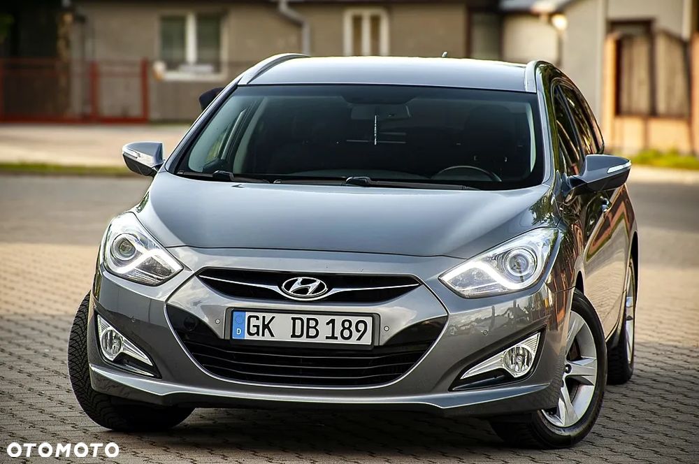 Hyundai i40 i40cw 1.7 CRDi Automatik Fifa World Cup Edition - 11