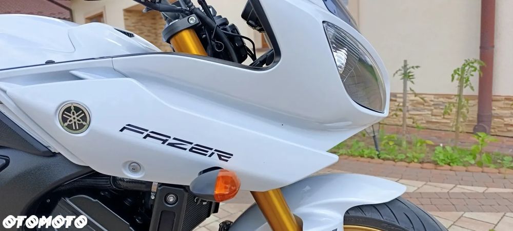 Yamaha FZ8 - 28