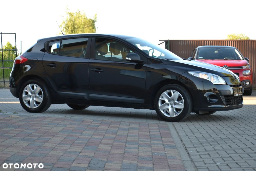 Renault Megane 1.6 16V Color Edition - 13