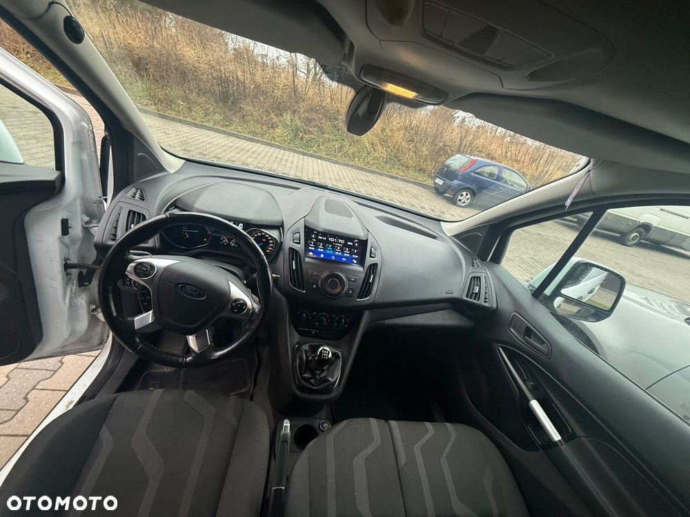 Ford Transit connect - 8