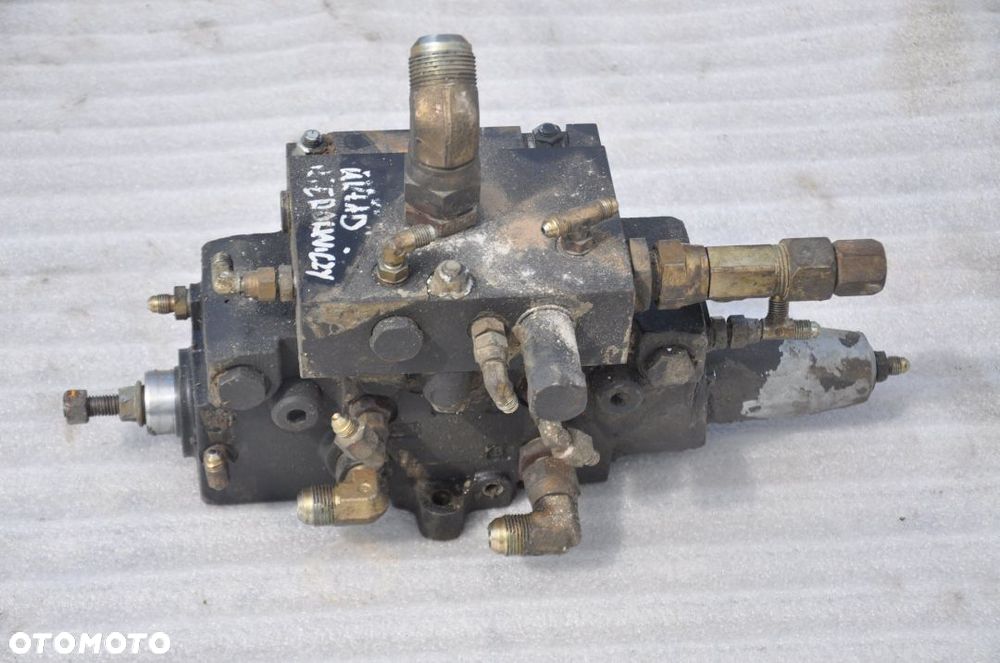 POMPA HYDRAULICZNA ROZDZIELACZ VOLVO BM A25 11061572 - 3