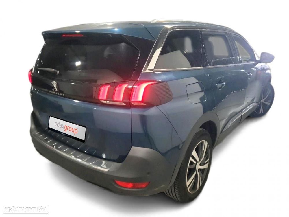 Peugeot 5008 - 2