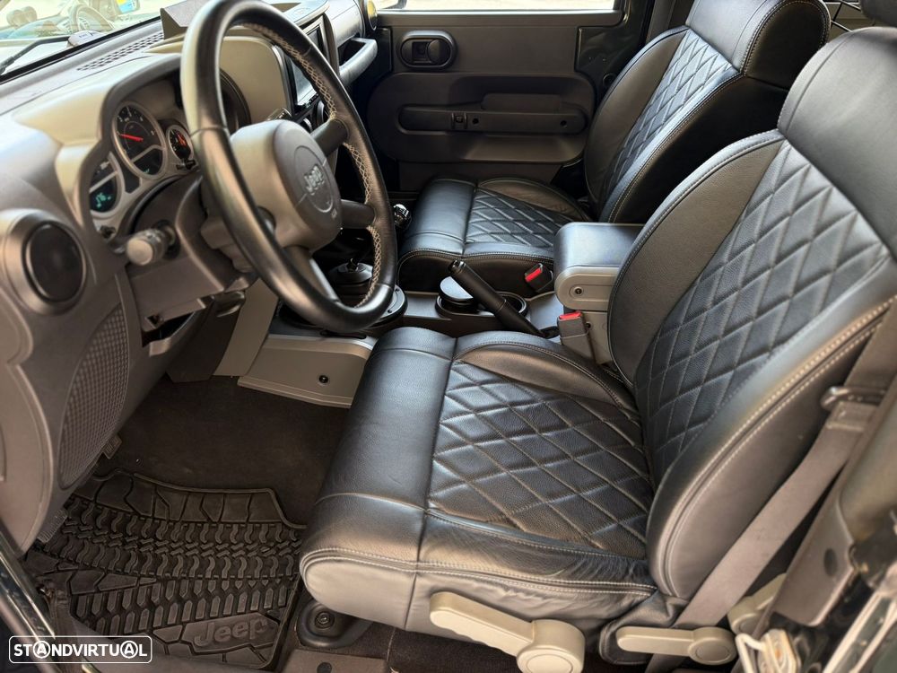 Jeep Wrangler 2.8 CRD MTX Sport - 32
