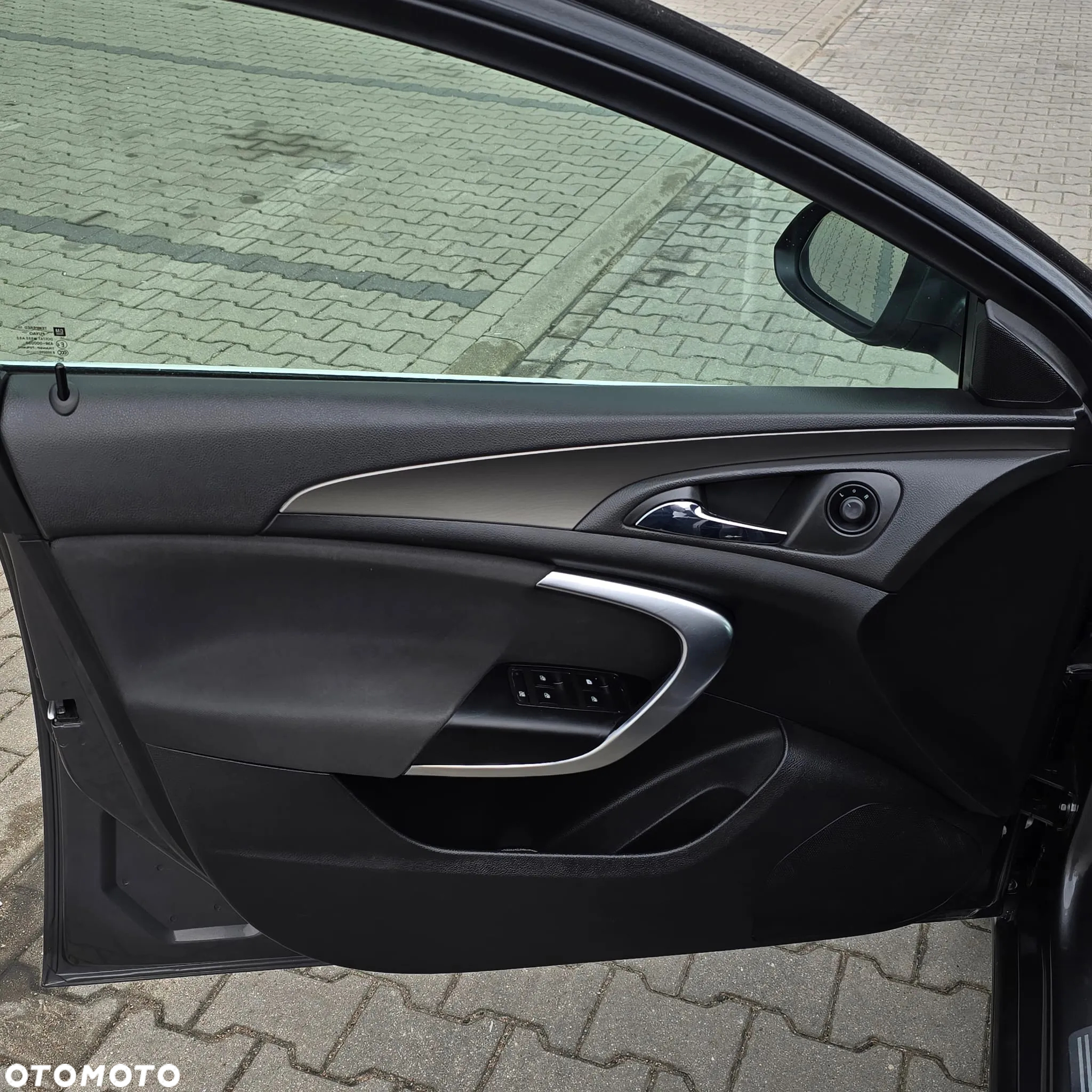 Opel Insignia 2.0 CDTI Cosmo S&S - 20