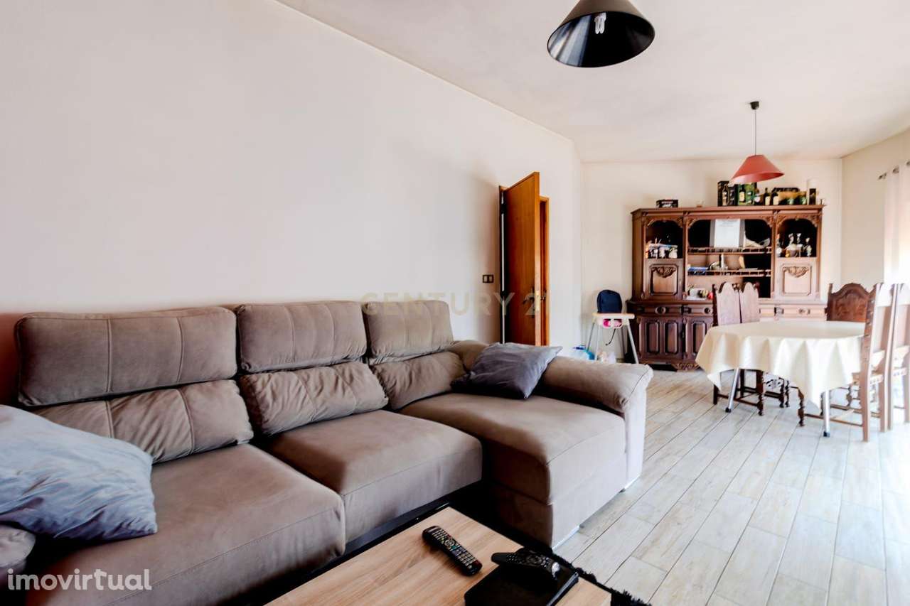 Moradia T3 + T1 + Espaço Comercial – Oportunidade Única no Centro da V - Grande imagem: 2/43