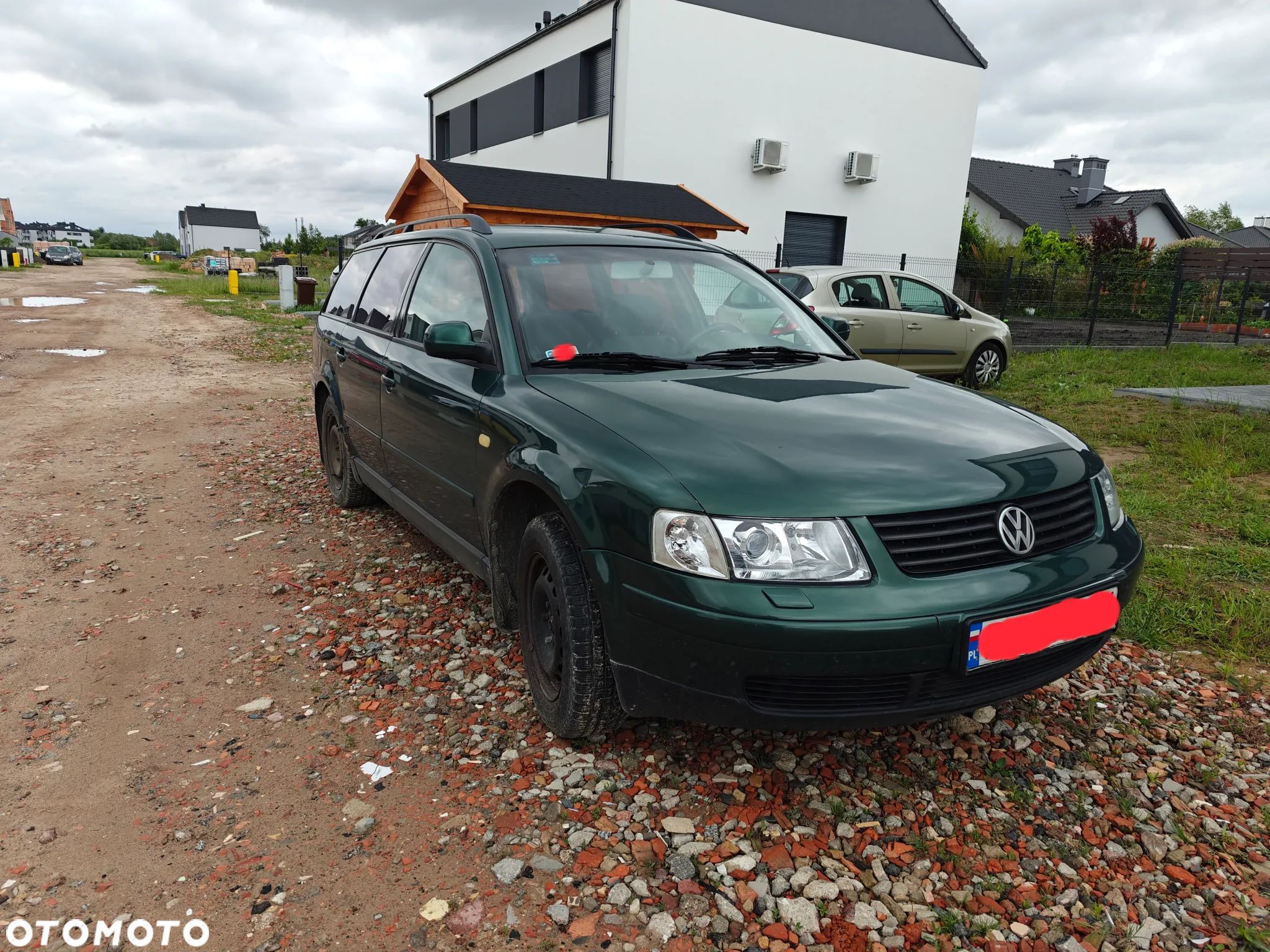 Volkswagen Passat - 1