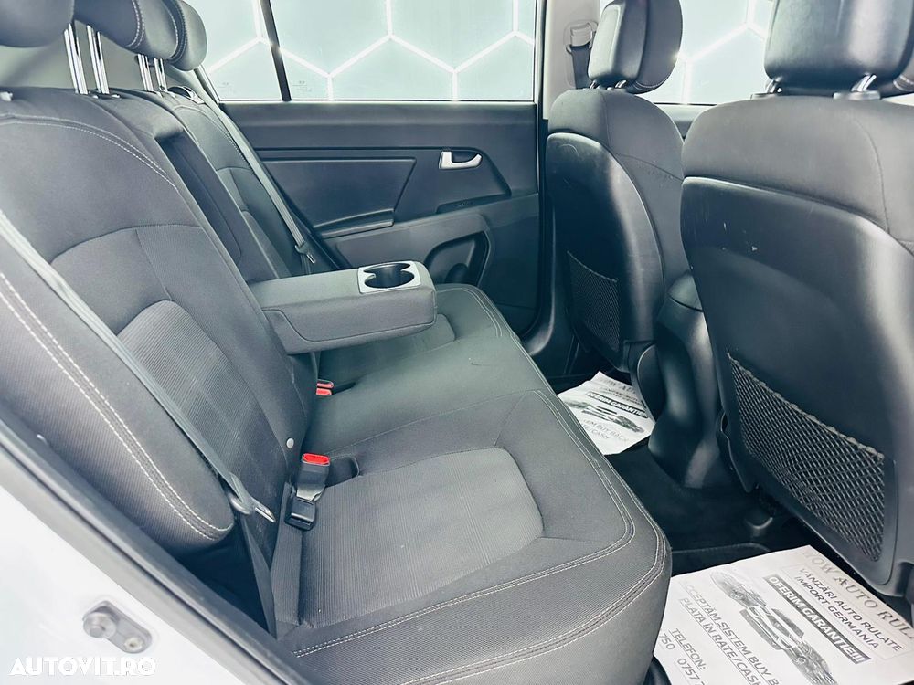 Kia Sportage 1.7 CRDI 2WD Attract - 8