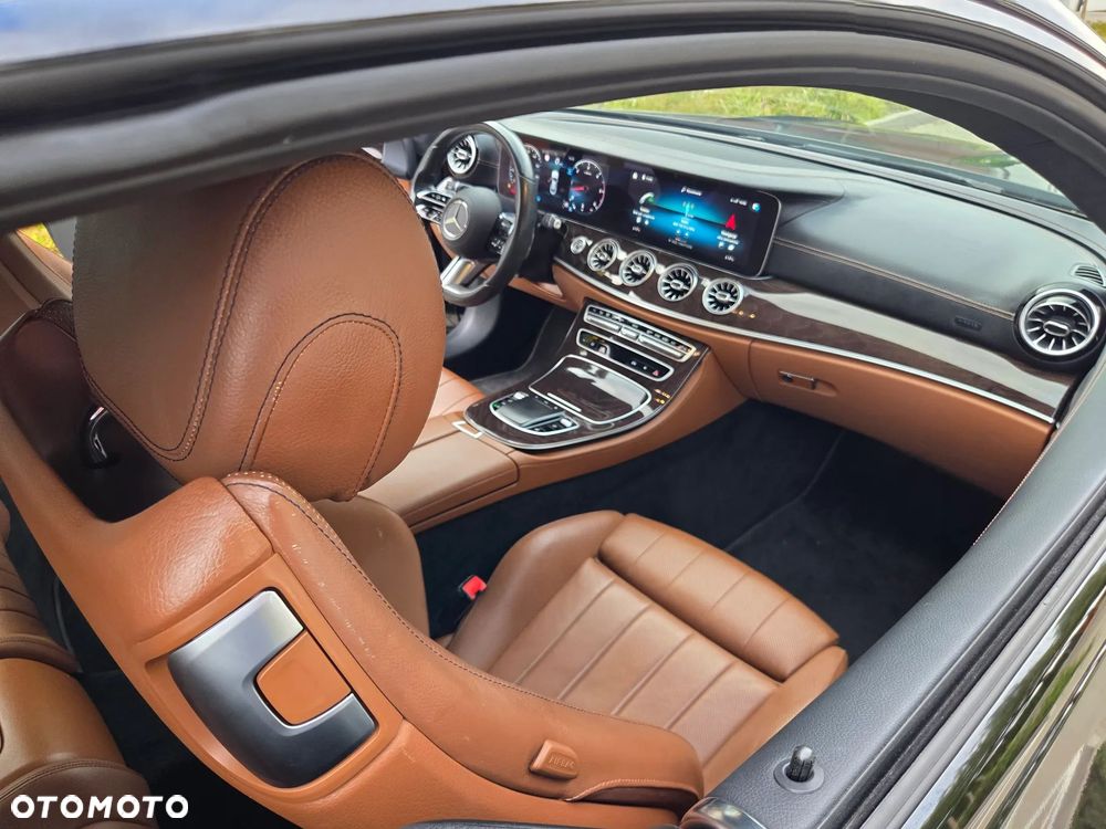 Mercedes-Benz Klasa E 400 d 4Matic 9G-TRONIC AMG Line - 34