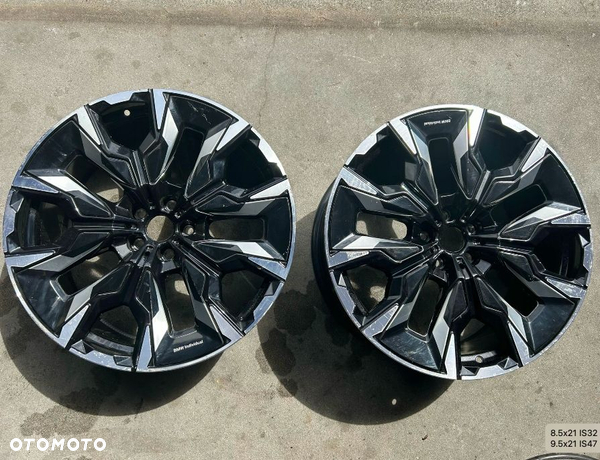 BMW M-pakiet Individual 5 i5 G60 G61 1szt 8.5x21 IS32 5A32502
