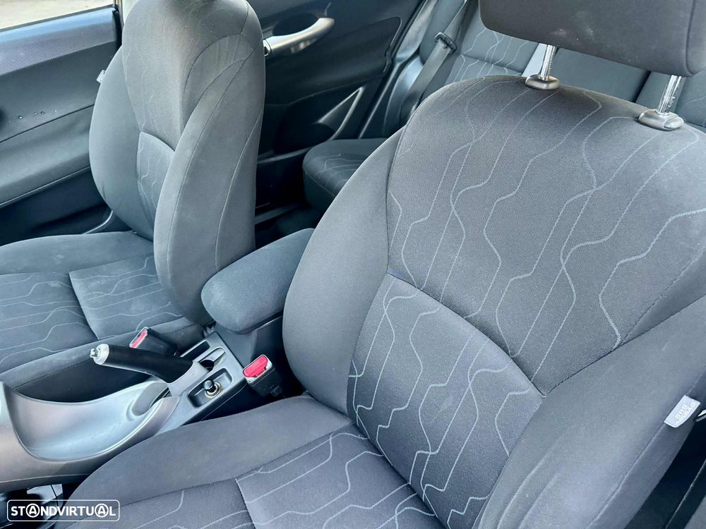 Toyota Auris 1.33 VVT-i ACtive+AC - 8