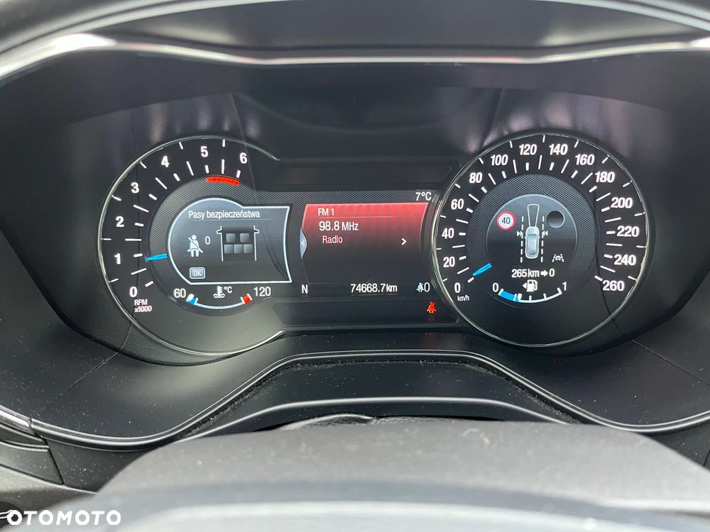 Ford Mondeo 2.0 TDCi Titanium PowerShift - 11