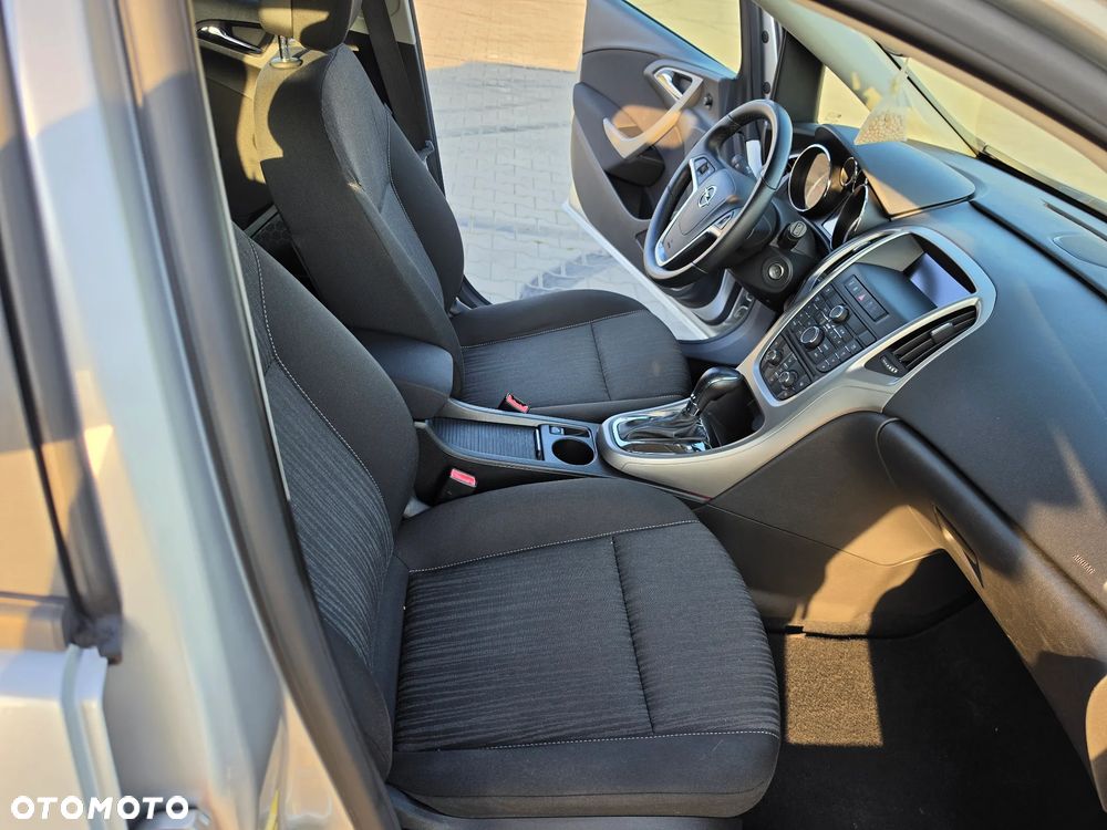Opel Astra 1.6 Essentia - 18