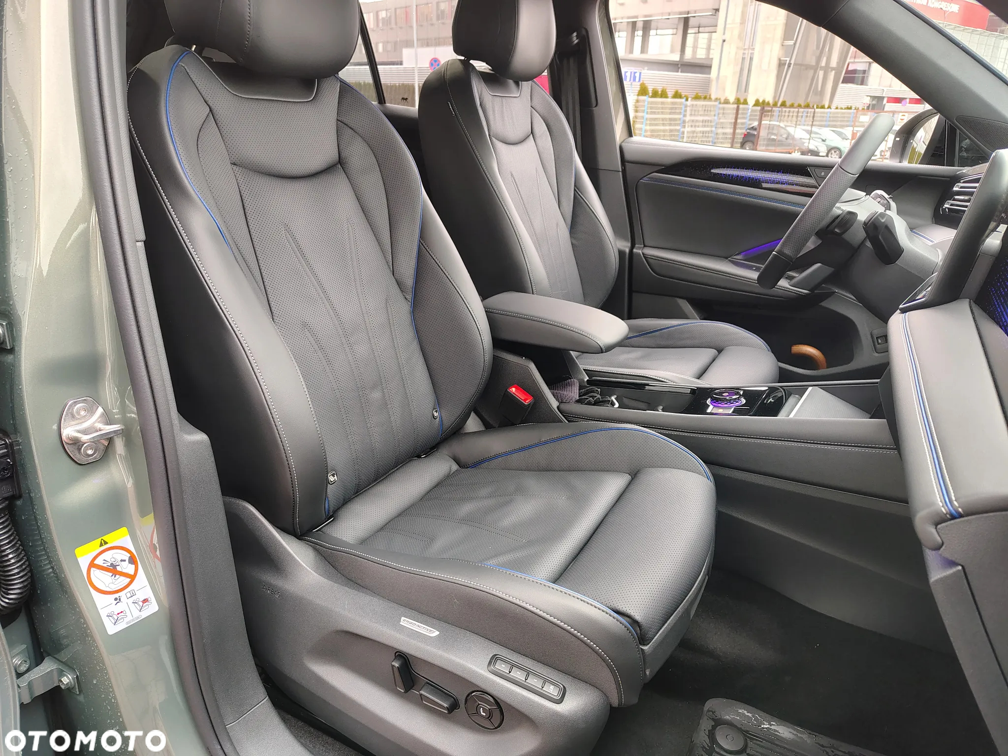 Volkswagen Tiguan 2.0 TDI 4Mot R-Line DSG - 13