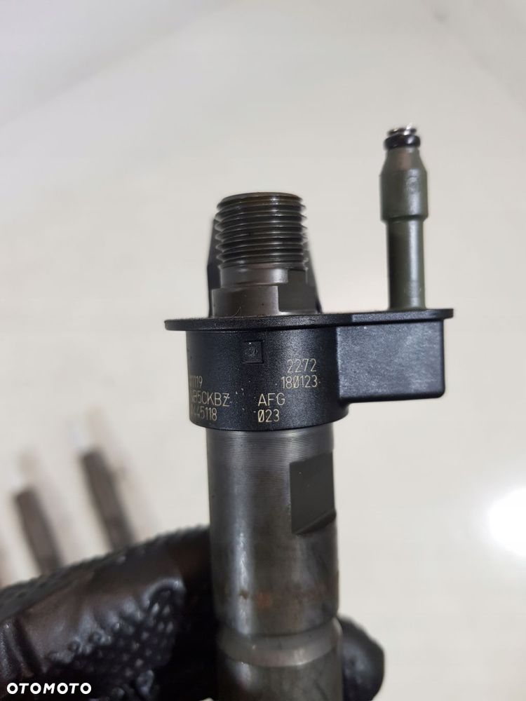 wtryskiwacz 0445118023 bmw g11 g12 g20 g30 g31 4.0d 3.0d b57 - 7