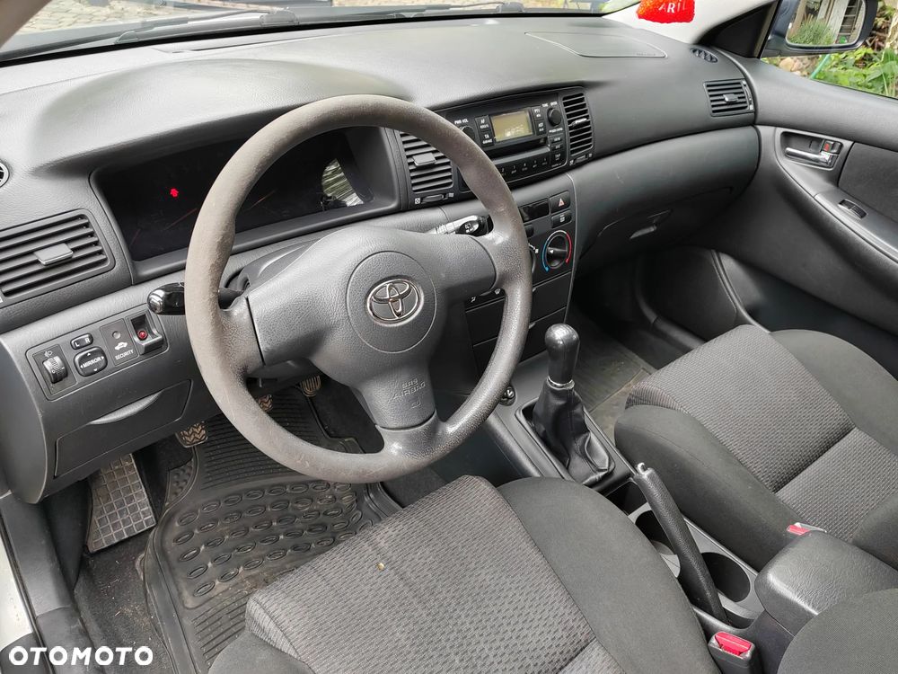Toyota Corolla 1.4 VVT-i Terra - 7