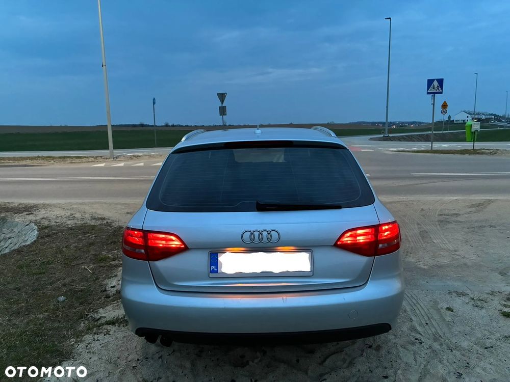 Audi A4 Avant 2.0 TDI Limited Edition Multitr - 9