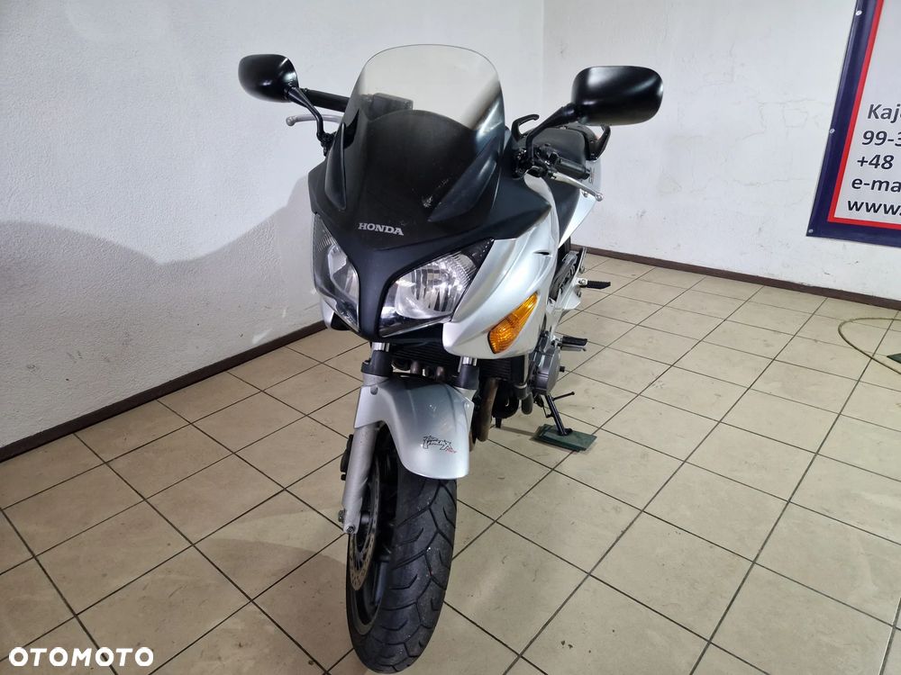 Honda CBF - 4