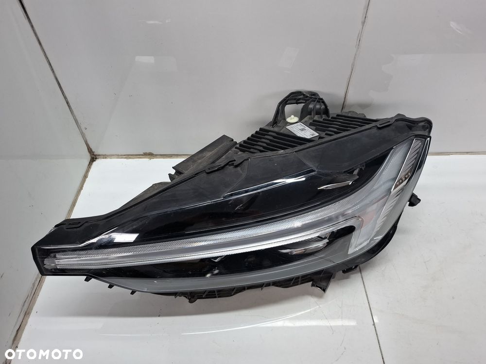 LEWA LAMPA PRZEDNIA PRZÓD VOLVO XC60 II LIFT FULL LED 32404705 IDEALNA - 6