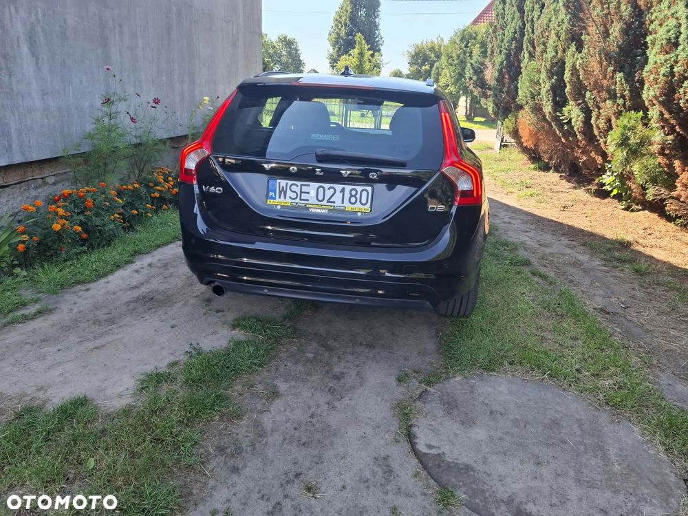 Volvo V60 D2 Summum - 5