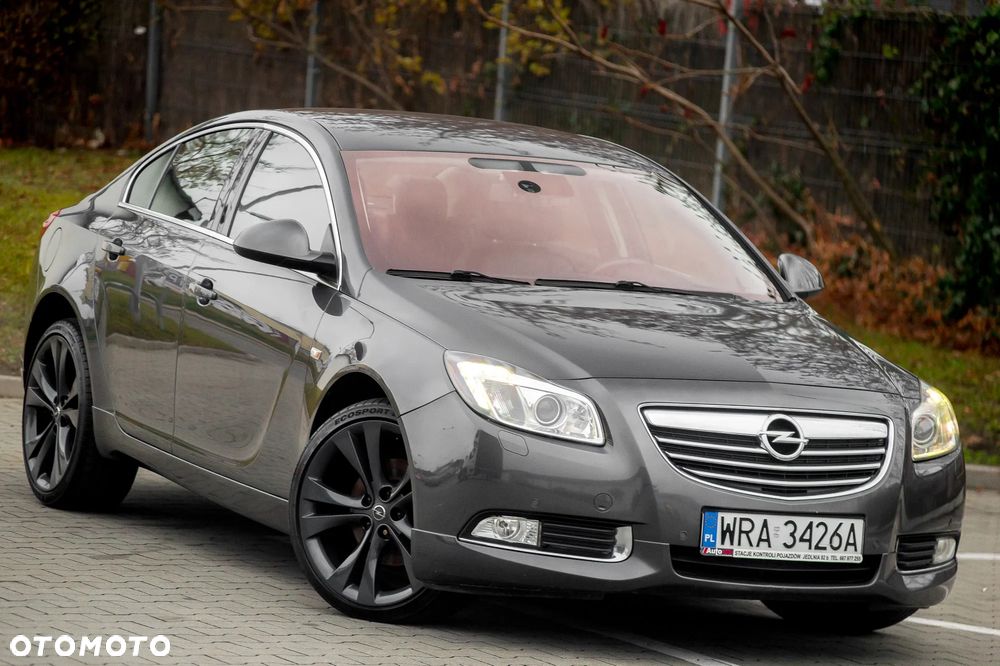 Opel Insignia 2.0 Turbo 4x4 Cosmo - 1