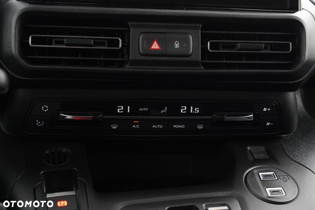 Fiat Doblo Combi 1.5 BlueHDI S&S - 17