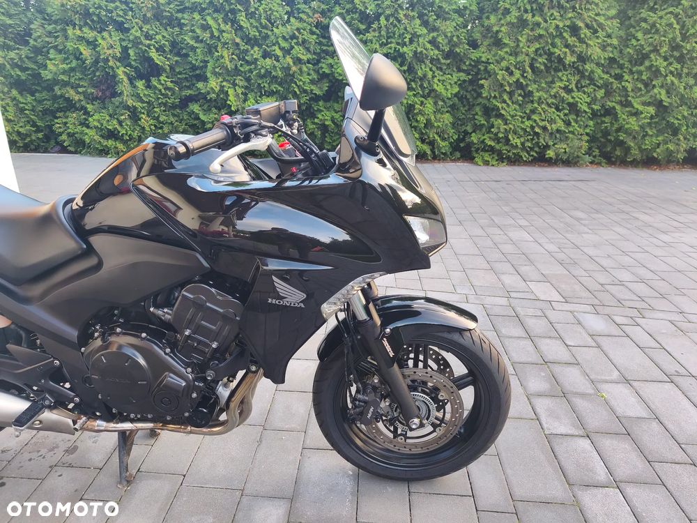 Honda CBF - 11