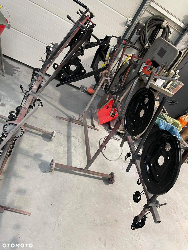 Pontiac Chieftain - 32