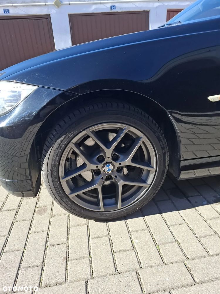 BMW Seria 3 318d DPF Edition Lifestyle - 23