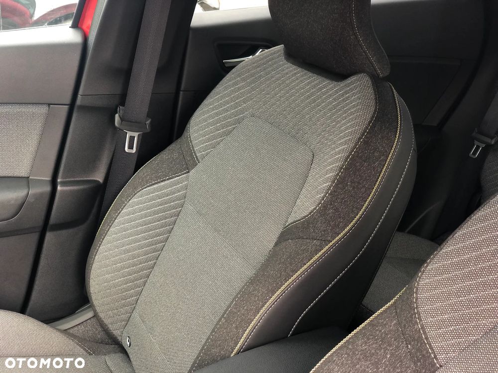 Renault Captur - 26
