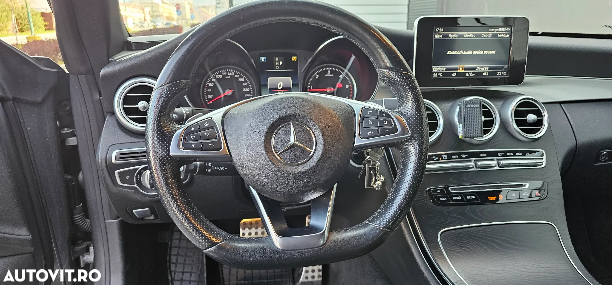 Mercedes-Benz C 220 d Cabrio 4Matic 9G-TRONIC - 7
